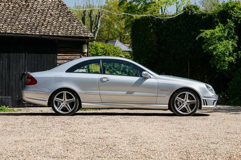 Afbeelding 5/34 van Mercedes-Benz CLK 63 AMG (2007)