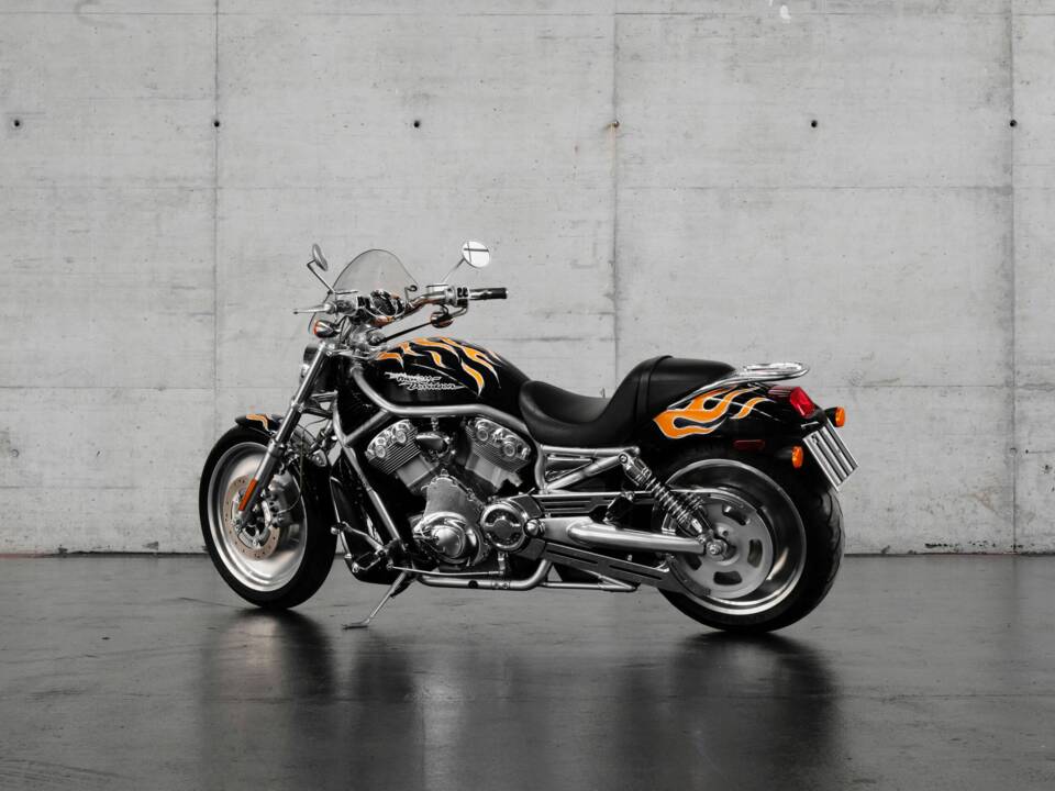 Immagine 3/18 di Harley-Davidson DUMMY (2004)