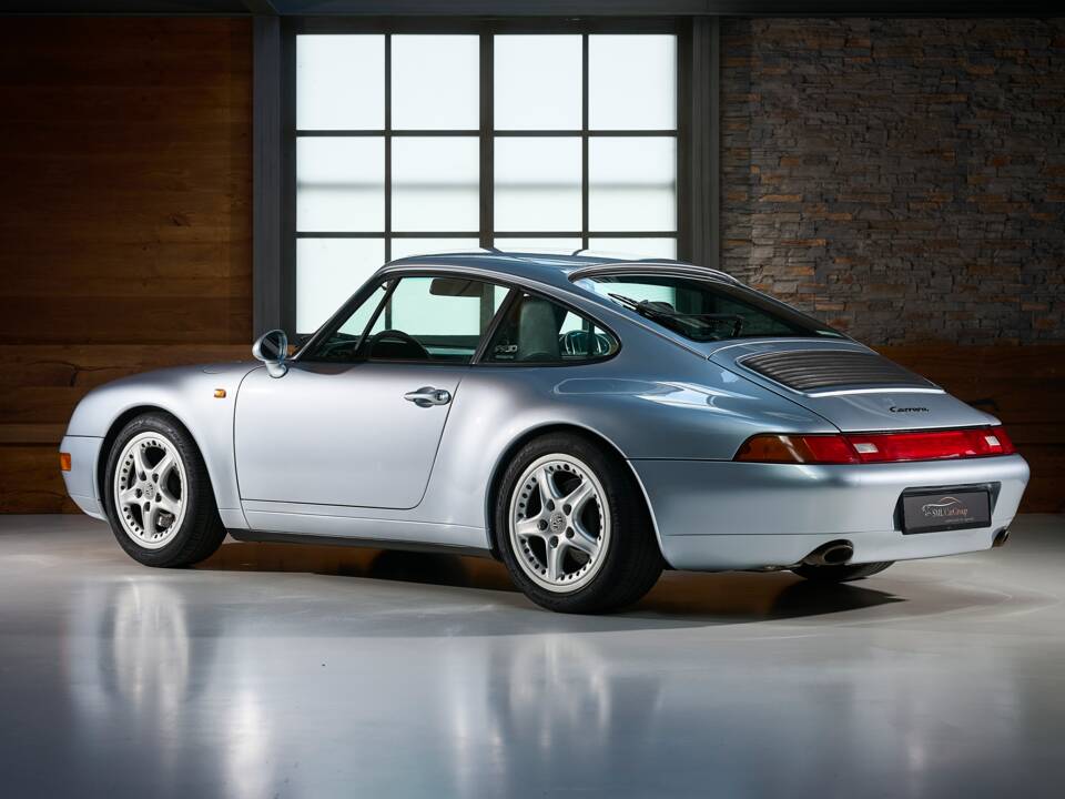 Image 2/36 de Porsche 911 Carrera (1995)