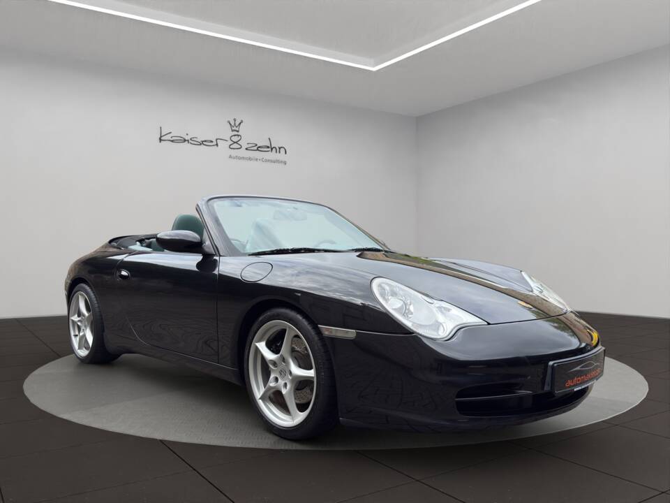 Image 3/23 de Porsche 911 Carrera (2002)