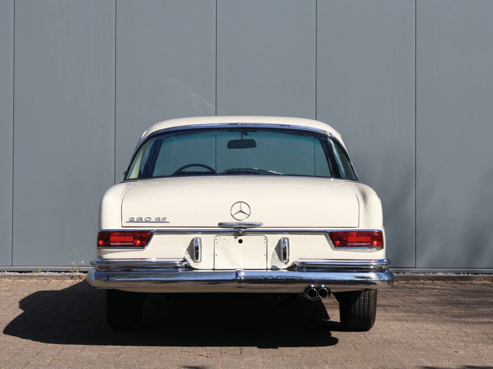 Imagen 25/43 de Mercedes-Benz 280 SE (1968)