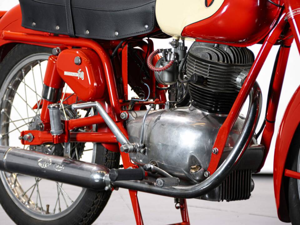 Bild 36/50 von Gilera 150 (1956)