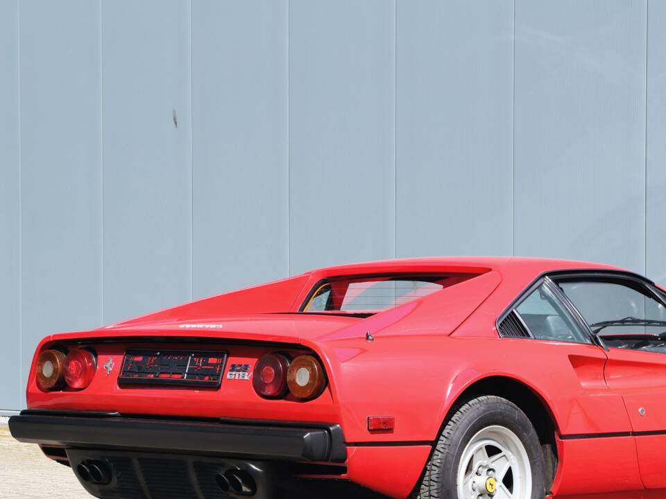 Image 34/61 of Ferrari 308 GTBi (1982)