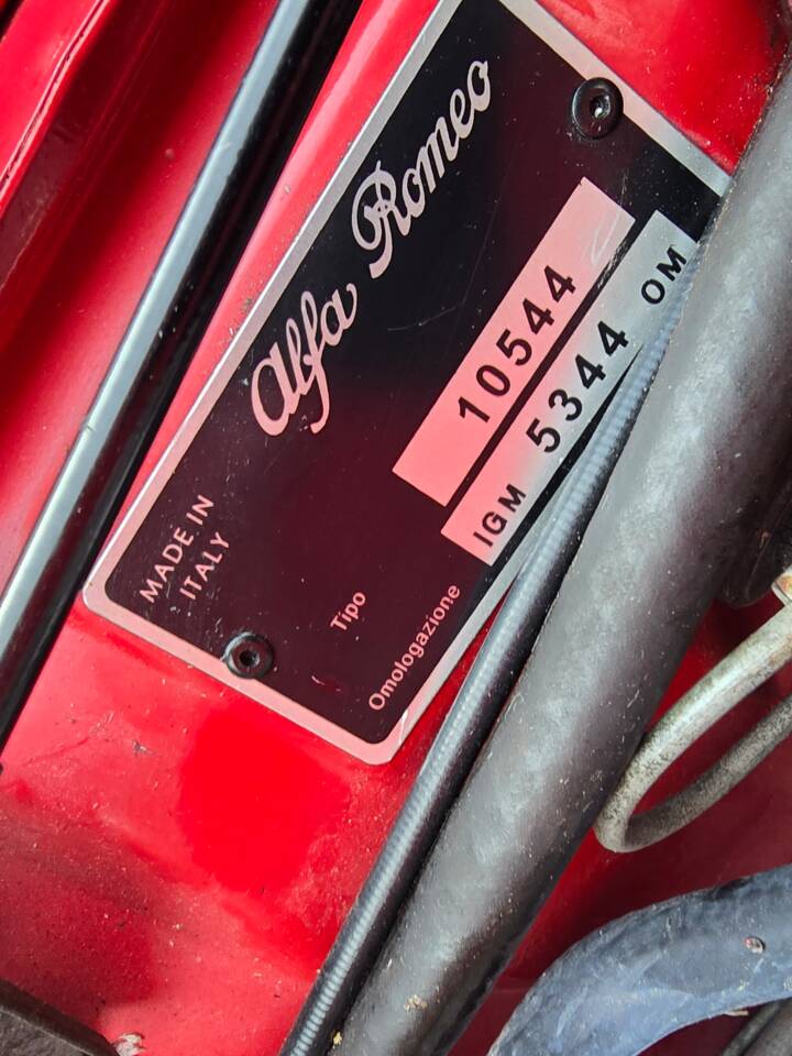 Image 26/34 of Alfa Romeo 1750 GT Veloce (1969)