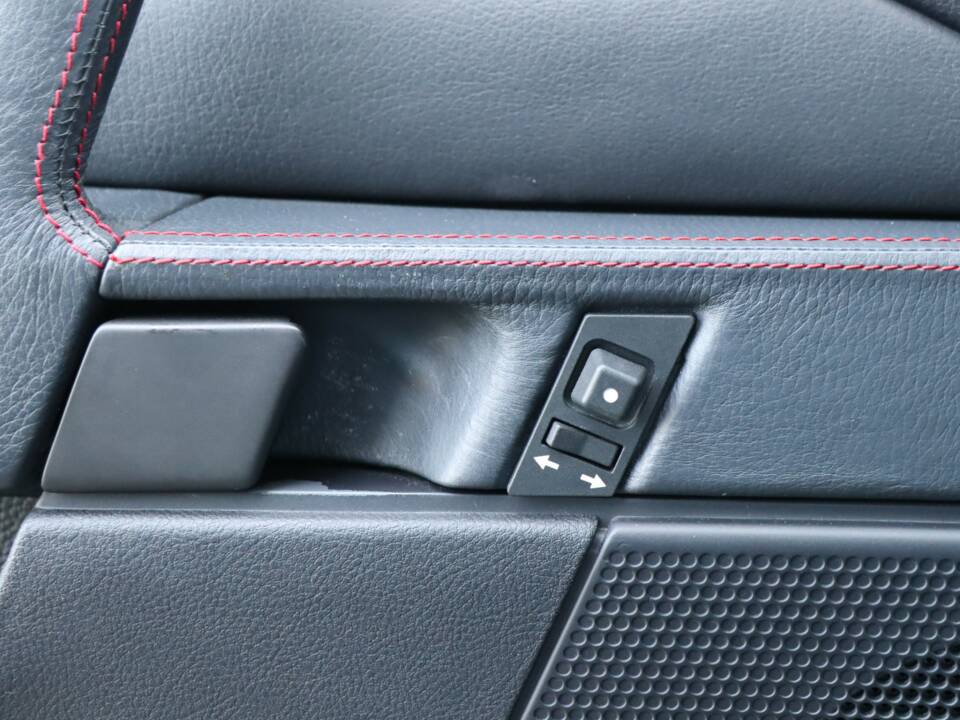 Imagen 29/50 de Alfa Romeo 164 3.0 V6 Quadrifoglio (1991)