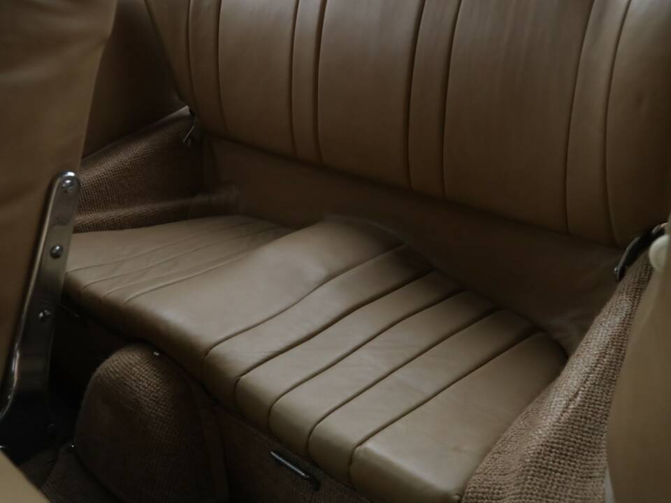 Image 22/50 of Porsche 356 1500 Super (1953)