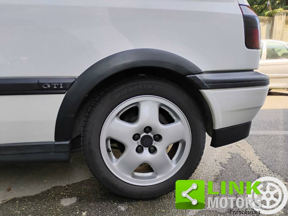 Image 5/10 de Volkswagen Golf III 2.0 16V GTI (1994)