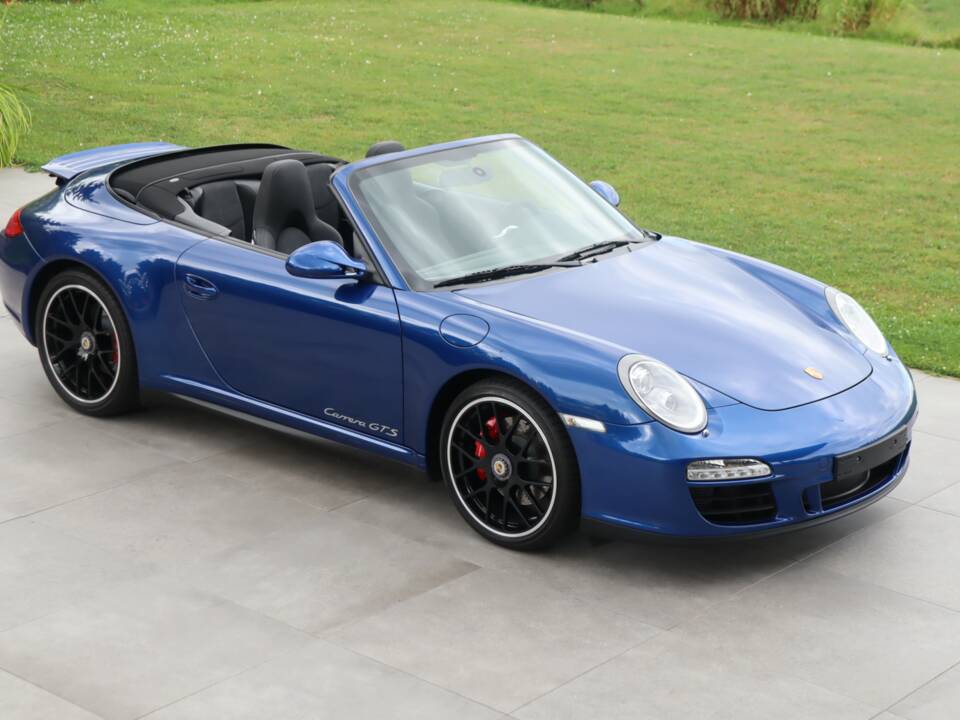 Bild 45/50 von Porsche 911 Carrera 4 GTS (2011)