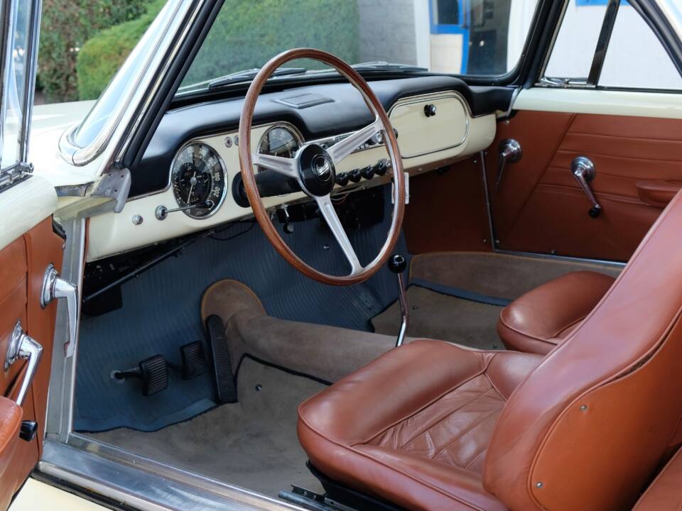 Imagen 9/40 de Lancia Flaminia GT Touring (1961)