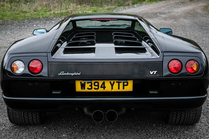 Image 31/43 of Lamborghini Diablo VT 6.0 (2000)