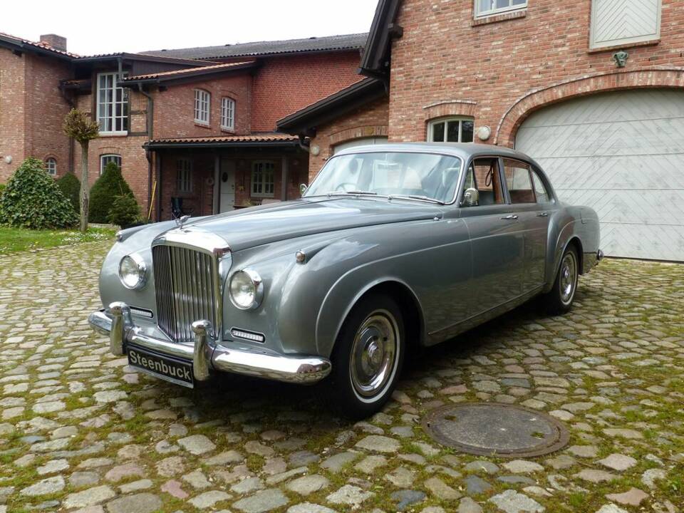 Bentley S 2 Continental Flying Spur Limousine 1961