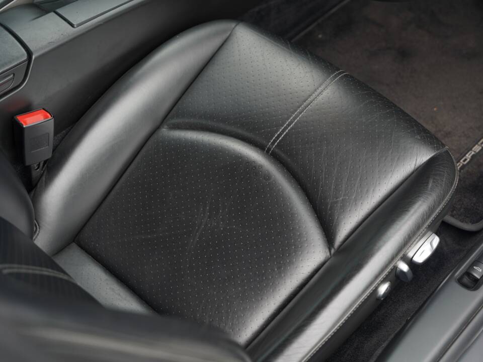 Bild 19/50 von Porsche 911 Carrera 4S (2007)