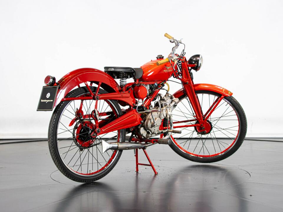 Imagen 4/50 de Moto Guzzi DUMMY (1957)