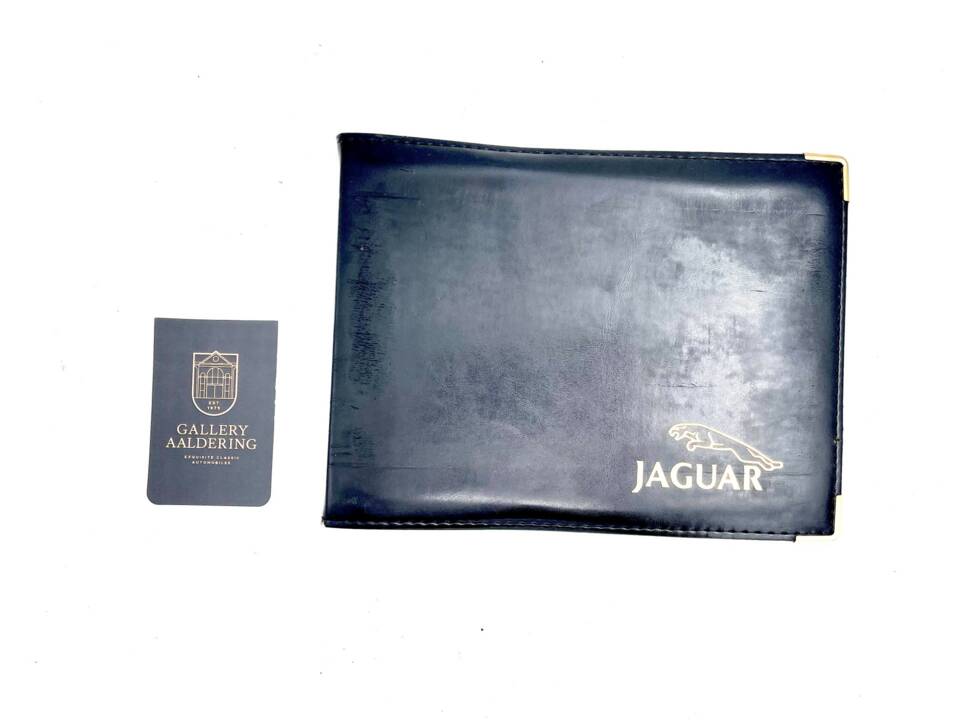 Image 9/50 of Jaguar XJ 6 4.0 Sovereign (1995)