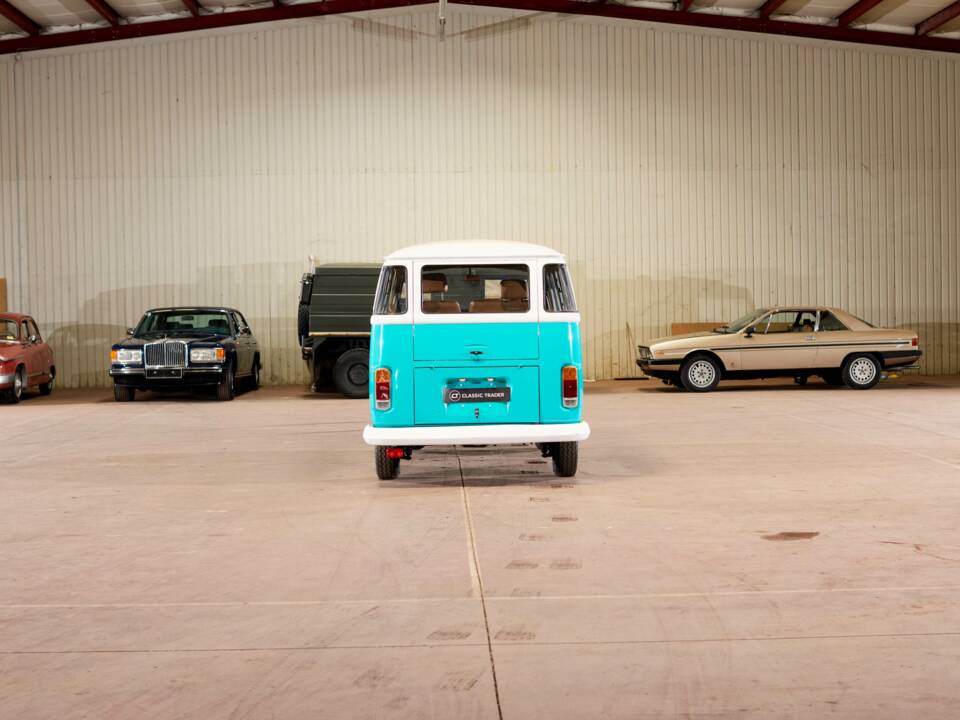 Image 17/39 of Volkswagen T2c Combi (1996)