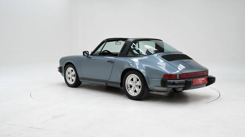 Immagine 4/15 di Porsche 911 Carrera 3.2 (1984)