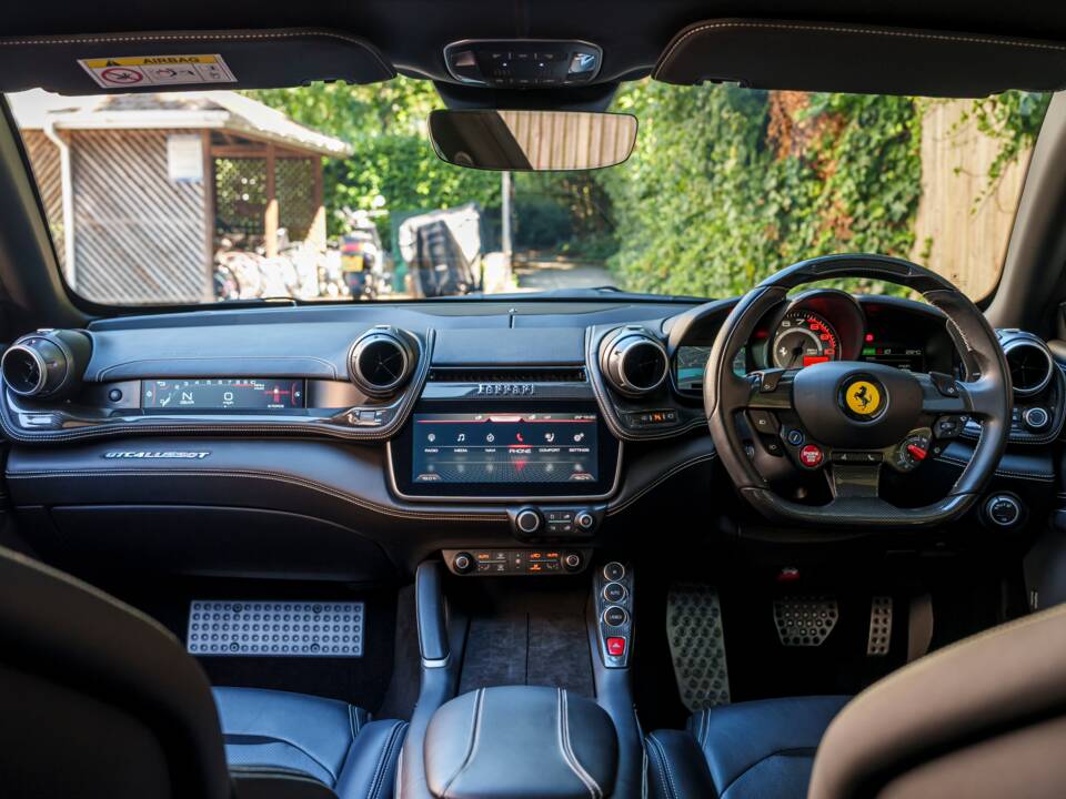 Bild 16/36 von Ferrari GTC4Lusso T (2020)