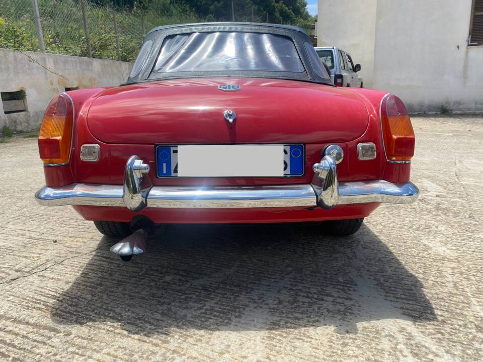 Immagine 5/66 di MG MGB (1977)