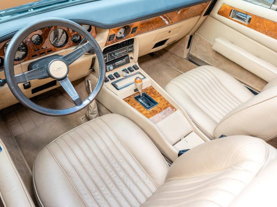 Bild 11/22 von Aston Martin V8 Volante (1979)