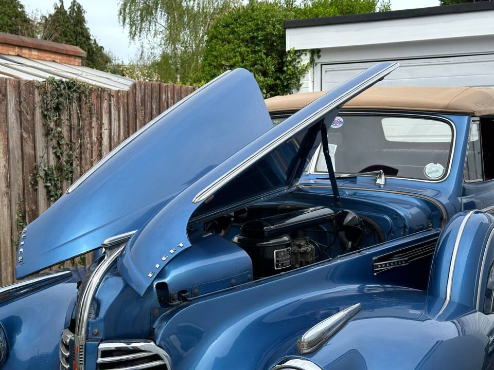 Image 5/10 of Buick Roadmaster (1940)