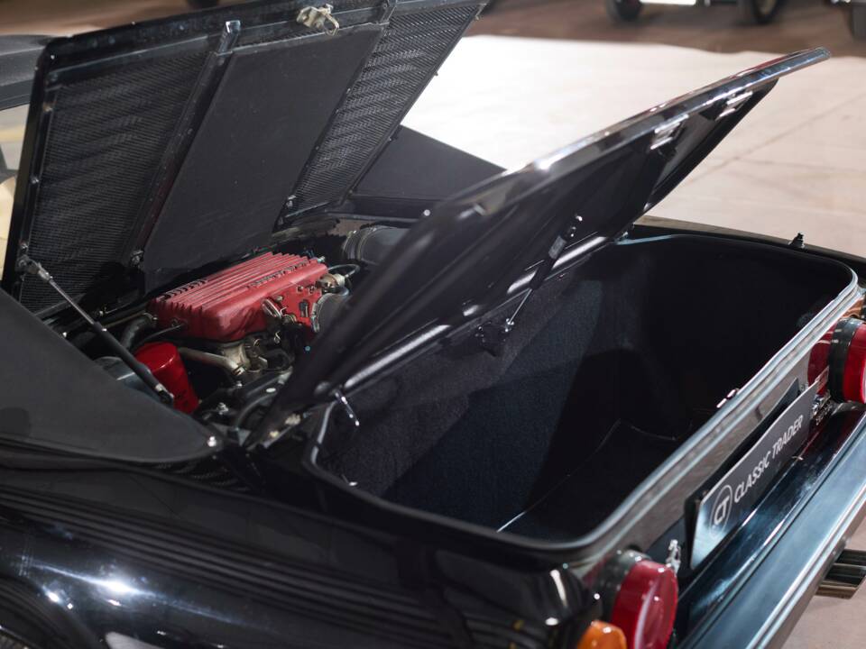 Bild 53/99 von Ferrari Mondial Quattrovalvole (1985)
