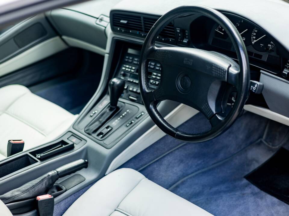 Image 4/35 de BMW 850Ci (1994)