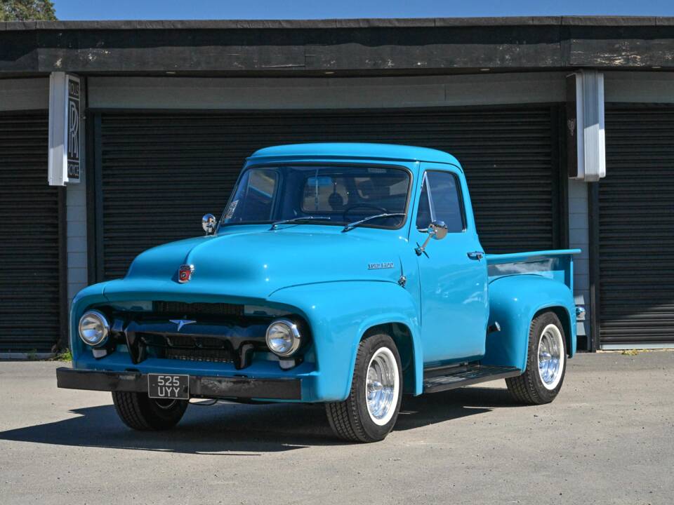 Image 8/50 de Ford F-100 (1954)
