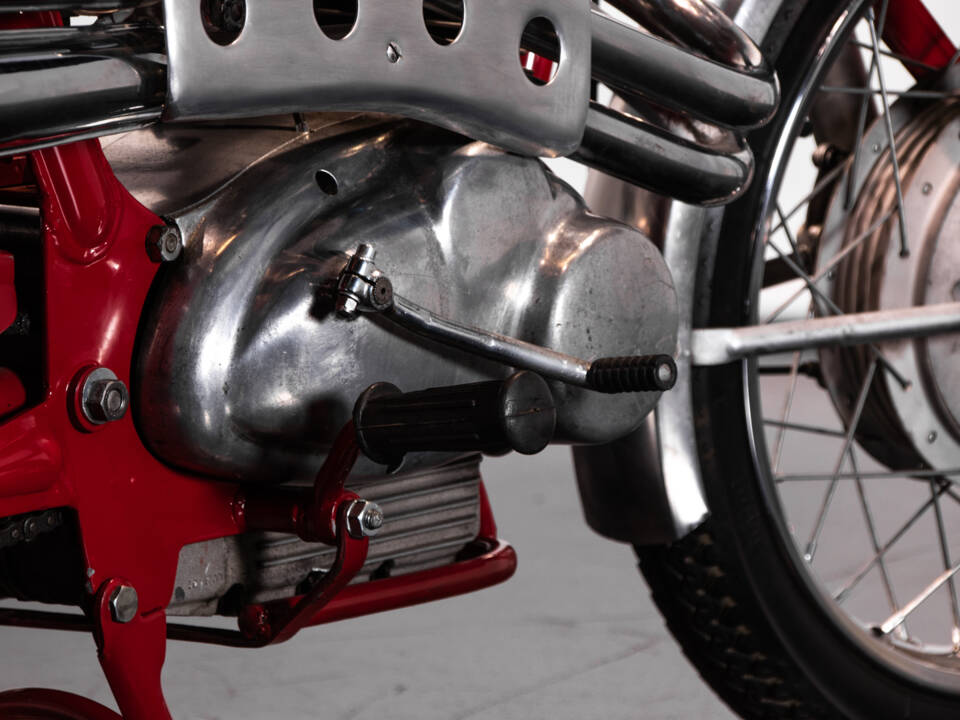 Imagen 8/30 de MV Agusta DUMMY (1970)