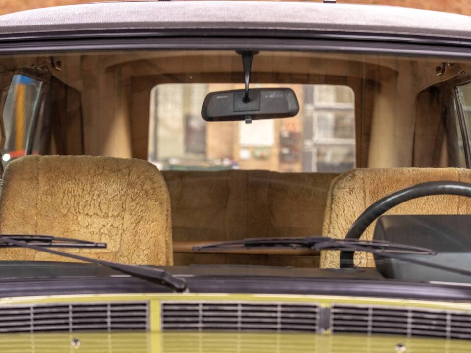 Bild 24/66 von Land Rover Range Rover Classic Rometsch (1985)