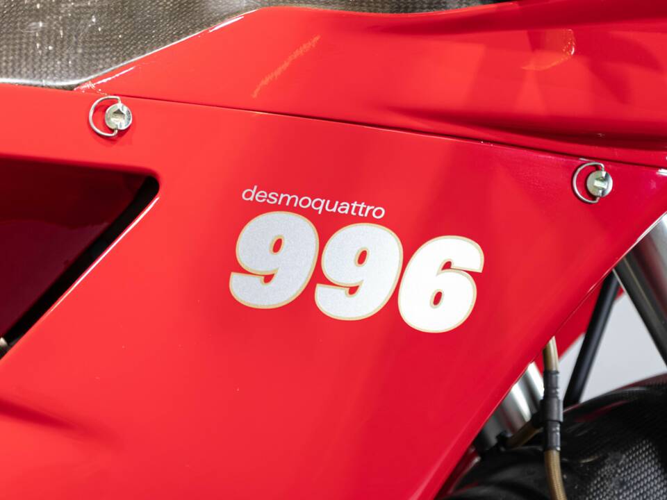 Imagen 35/43 de Ducati 996 SPS (1999)