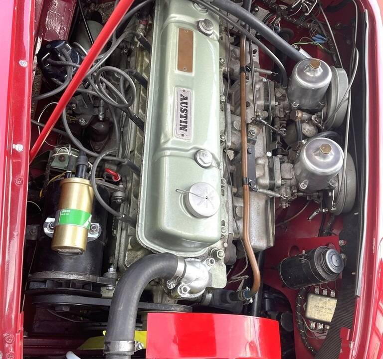 Image 13/26 de Austin-Healey 100&#x2F;6 (BN4) (1959)