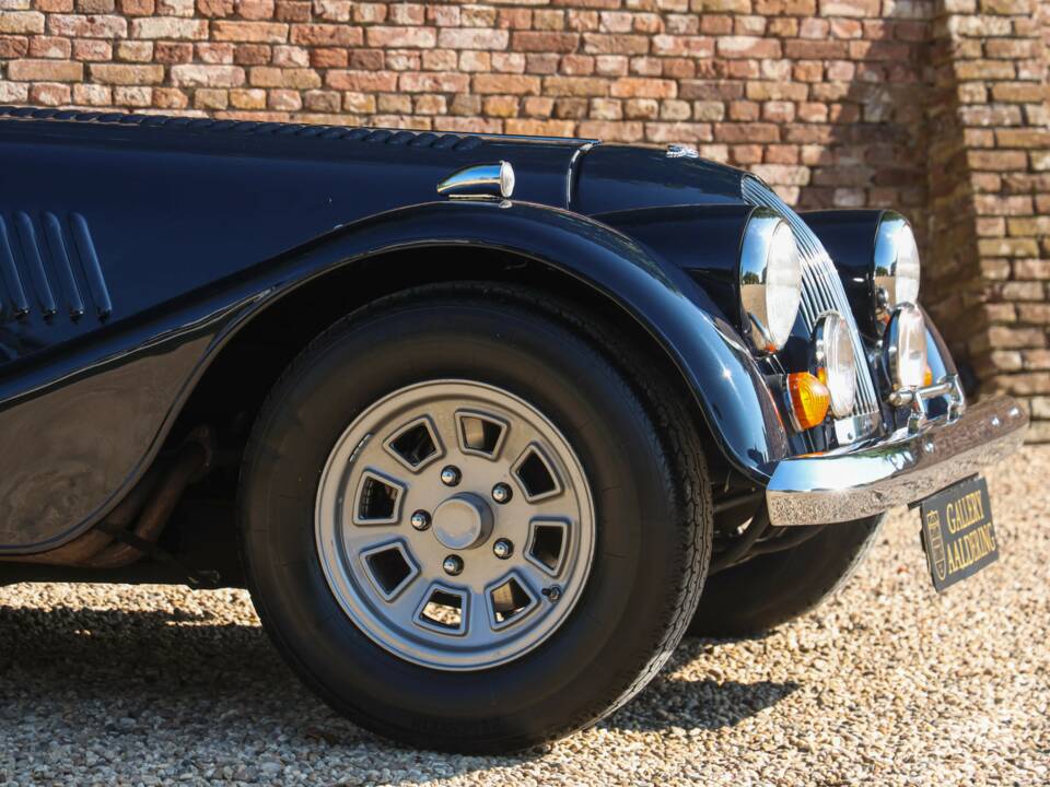 Image 30/50 of Morgan Plus 8 (1982)