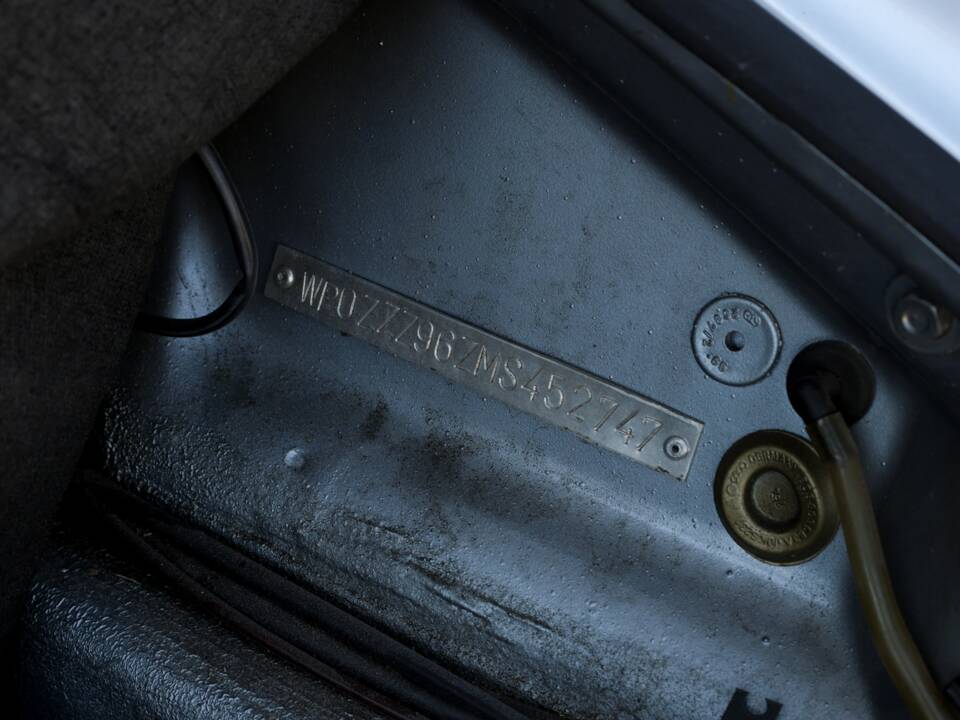 Image 46/46 of Porsche 911 Carrera 2 (1991)