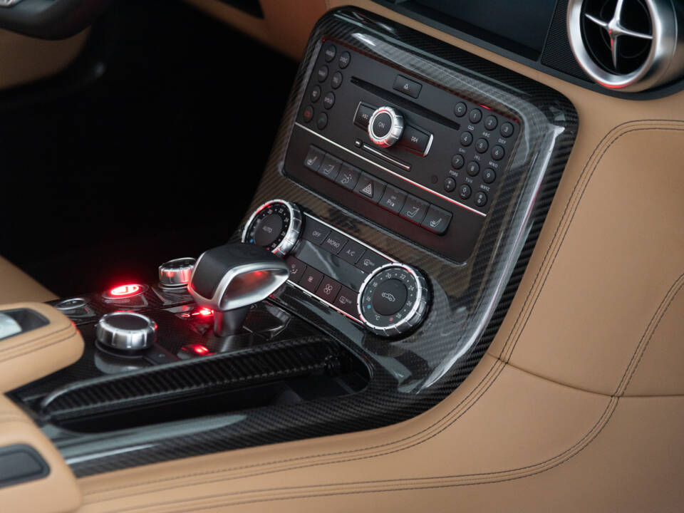 Imagen 51/59 de Mercedes-Benz SLS AMG Roadster (2012)