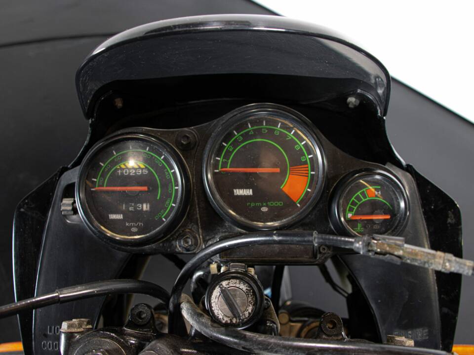 Bild 31/46 von Yamaha TDR 125 R (1992)