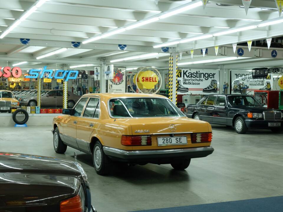 Bild 6/50 von Mercedes-Benz 280 SE (1981)