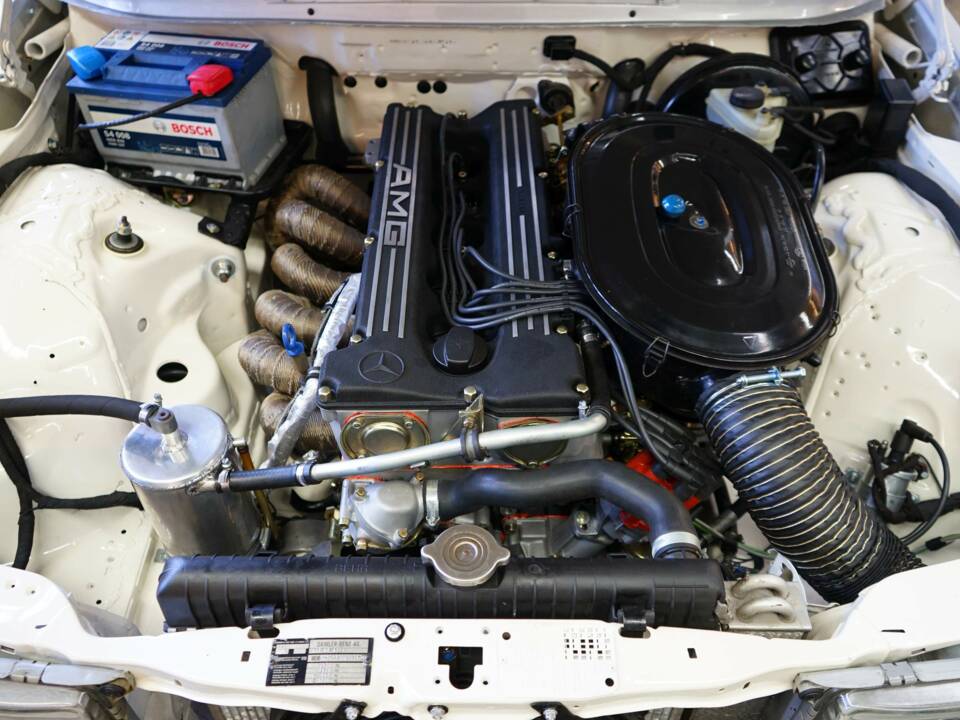 Immagine 31/40 di Mercedes-Benz 280 CE (1980)