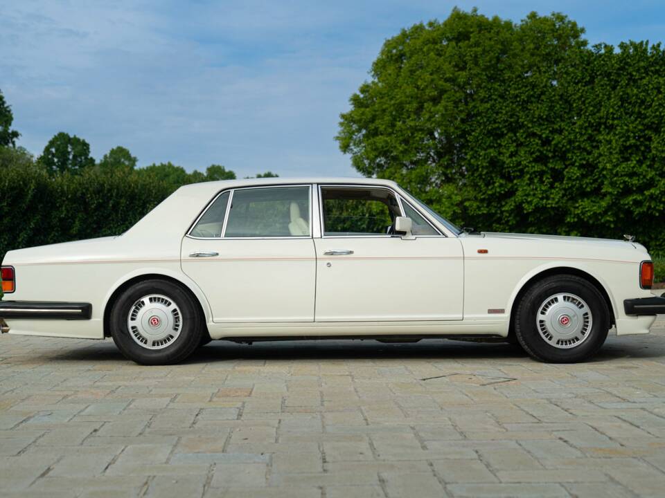 Image 4/50 of Bentley Turbo R (1990)