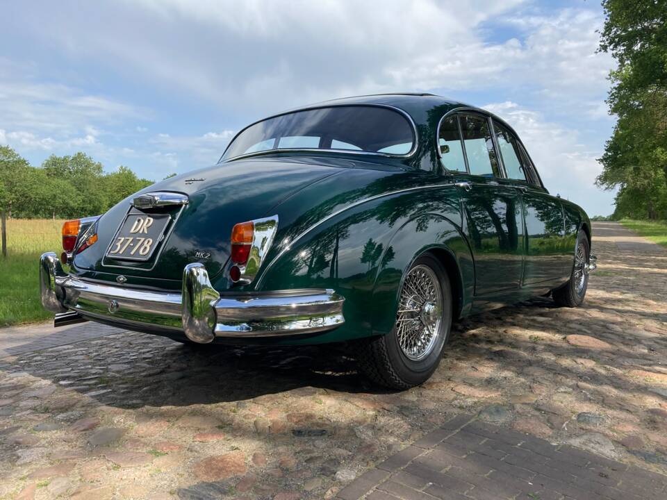 Image 20/35 de Jaguar Mk II 3.8 (1961)