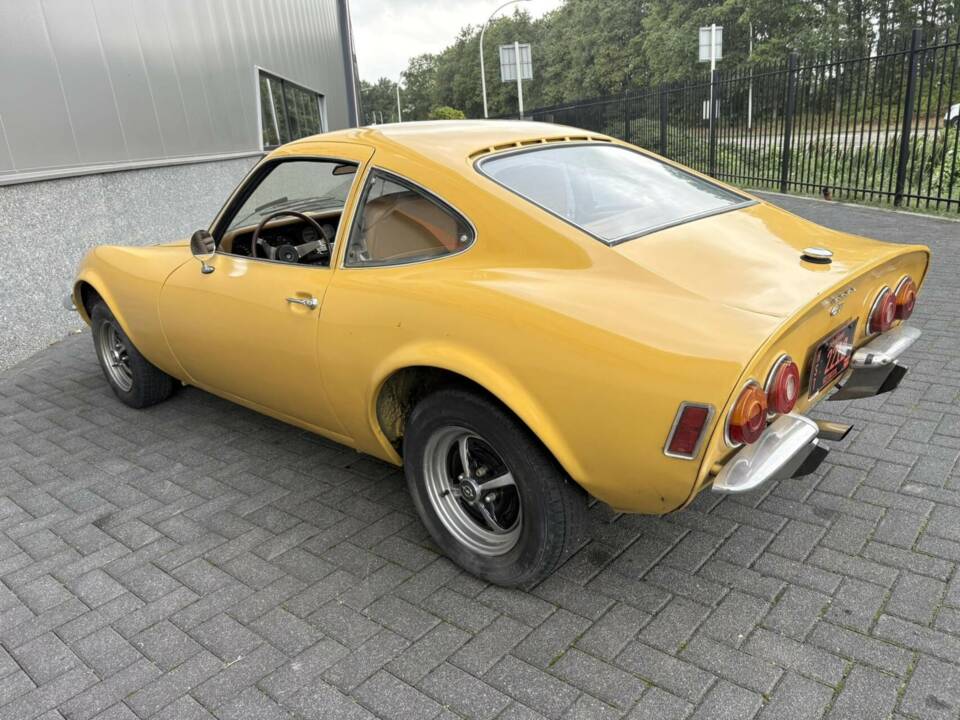 Image 8/47 of Opel GT 1900 (1973)