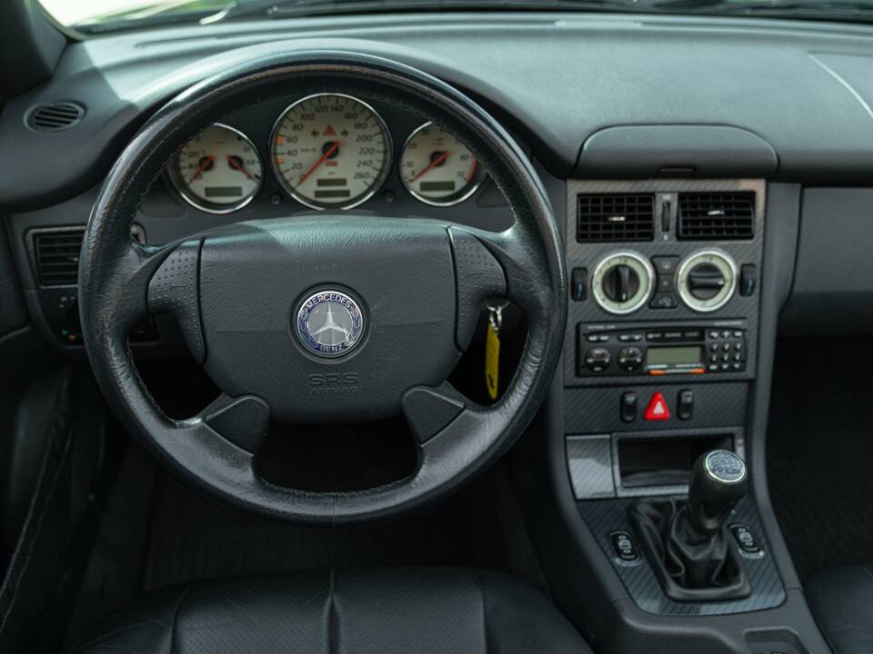 Image 47/50 of Mercedes-Benz SLK 200 Kompressor (1998)