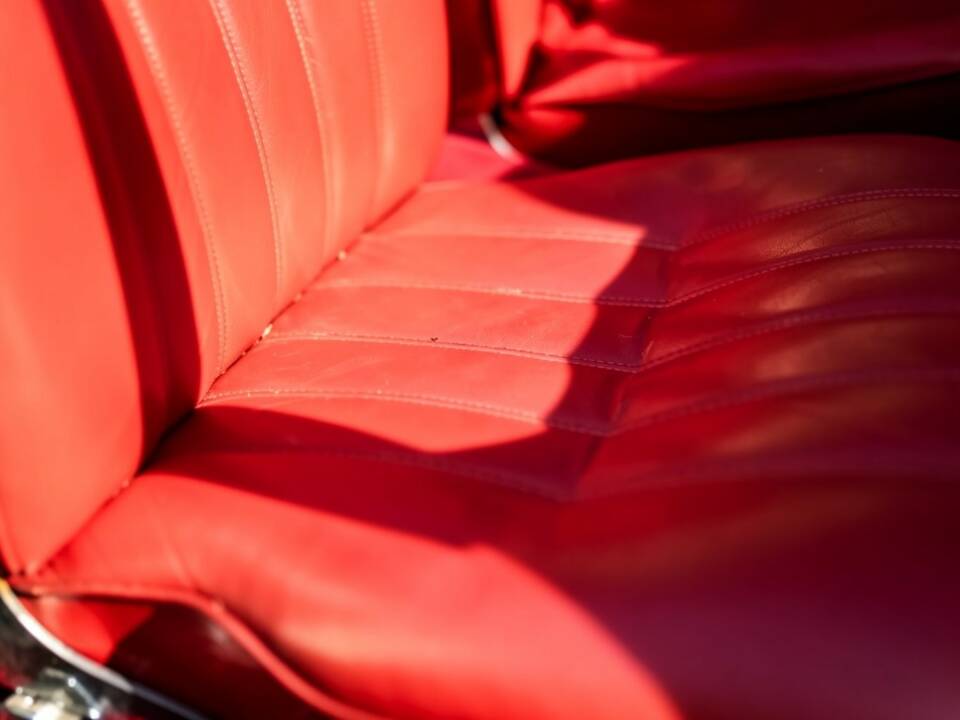 Image 12/25 of Mercedes-Benz 190 SL (1958)