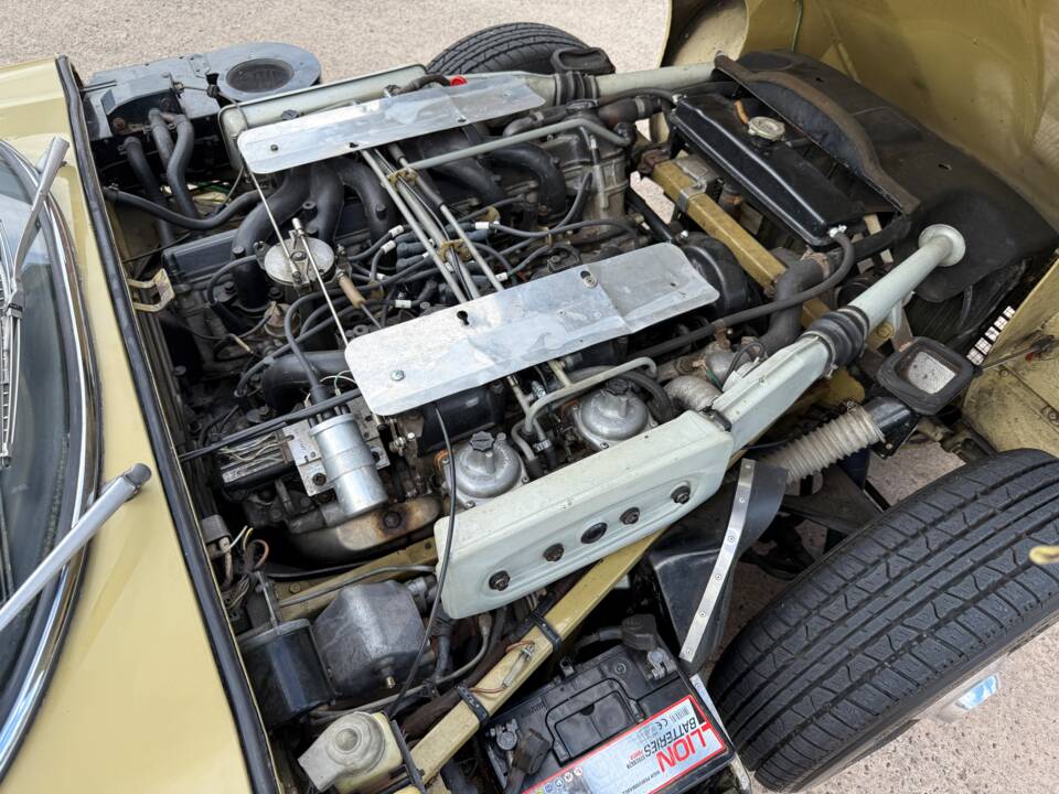 Bild 27/35 von Jaguar E-Type V12 (2+2) (1973)