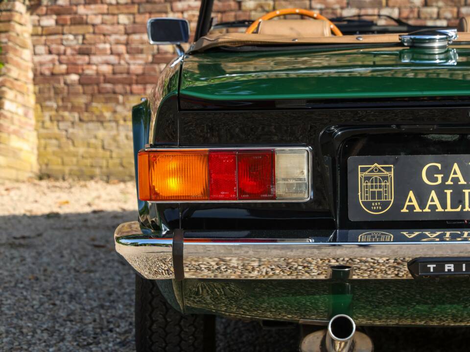 Immagine 45/50 di Triumph TR 6 (1976)