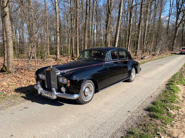 Image 2/24 of Rolls-Royce Silver Cloud III (1964)