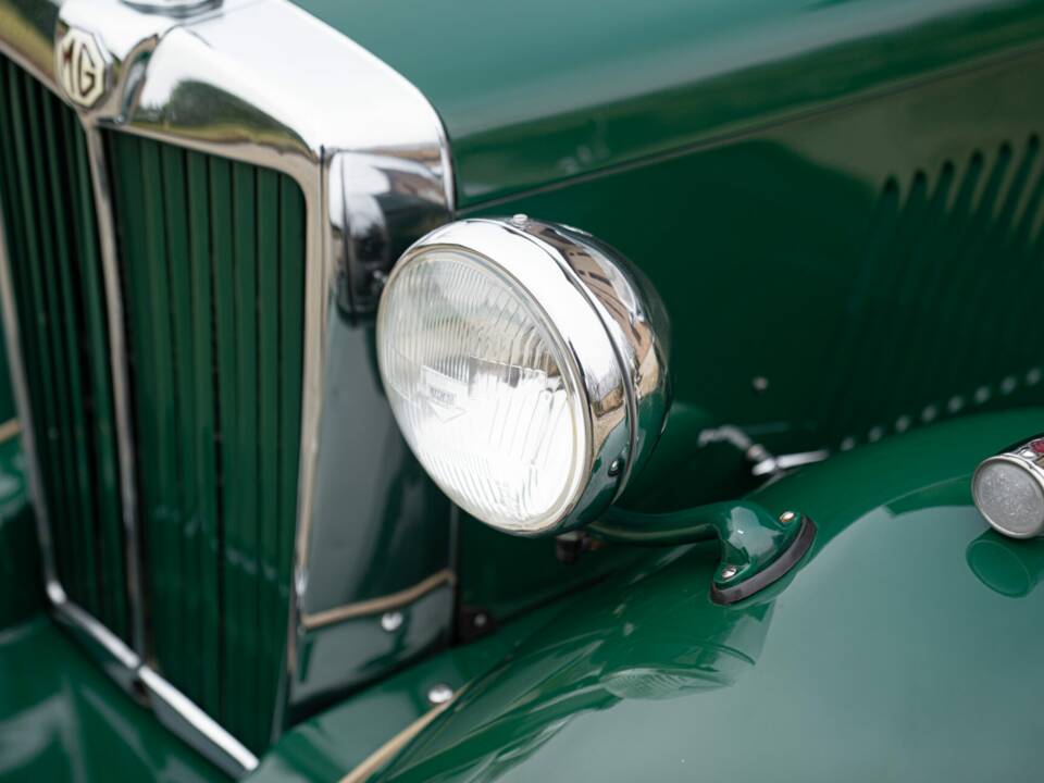 Bild 12/50 von MG TD (1951)