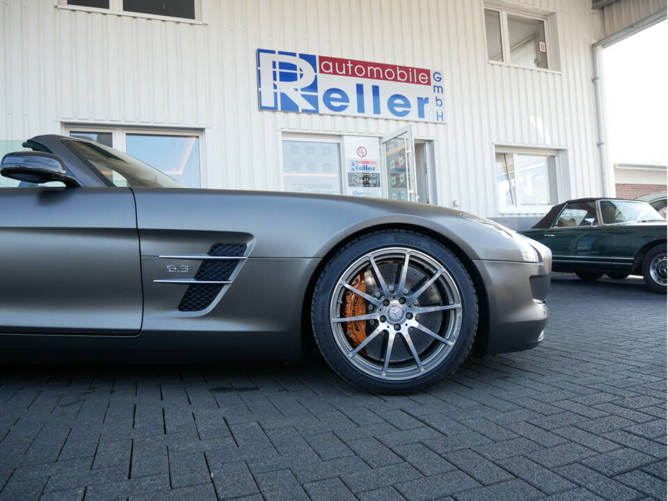 Imagen 23/30 de Mercedes-Benz SLS AMG Roadster (2012)