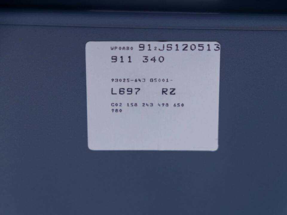 Immagine 43/50 di Porsche 911 Carrera 3.2 "25 years 911" (1988)