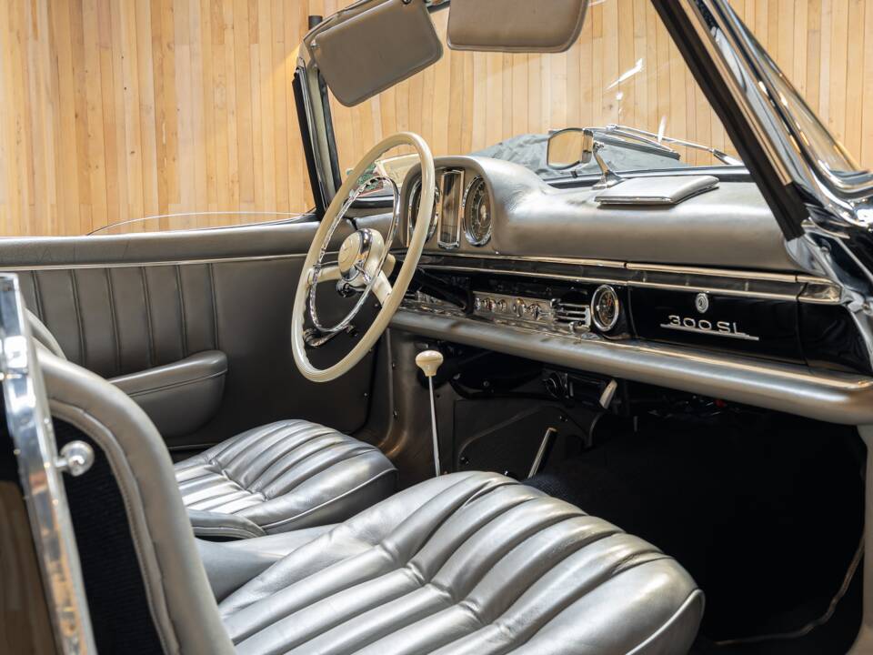 Bild 44/81 von Mercedes-Benz 300 SL Roadster (1959)