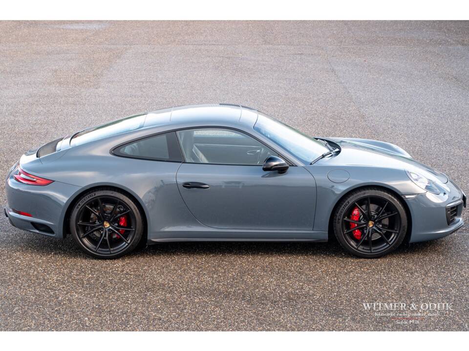 Bild 3/36 von Porsche 911 Carrera 4S (2017)